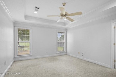 Move-in ready and absolutely immaculate. This charming 2-bedroom - photo 16