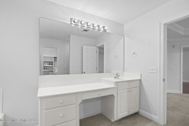 Move-in ready and absolutely immaculate. This charming 2-bedroom - photo 18
