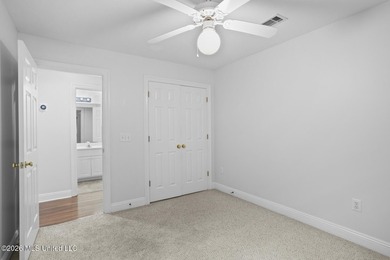 Move-in ready and absolutely immaculate. This charming 2-bedroom - photo 20