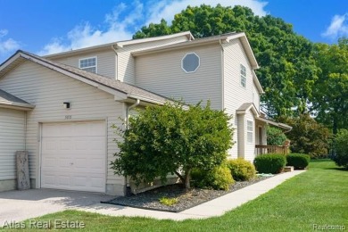 Lake Condo Sale Pending in Waterford, Michigan