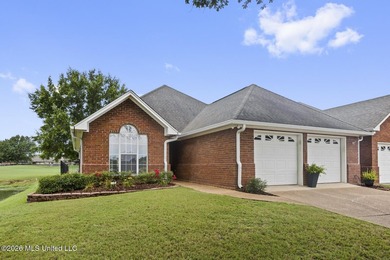 Move-in ready and absolutely immaculate. This charming 2-bedroom - photo 24