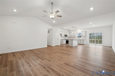 THIS IS A TO BE BUILT HOME, ask about structural options. This - photo 10