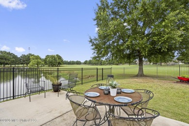 Move-in ready and absolutely immaculate. This charming 2-bedroom - photo 30