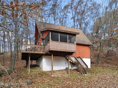 Mill Pond Home For Sale in Bushkill Pennsylvania