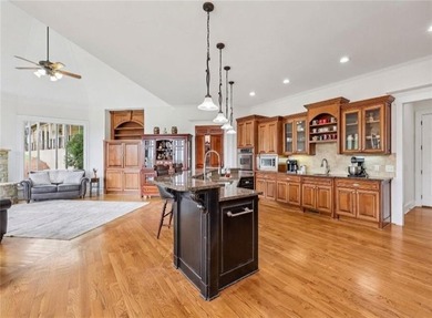 BEST DEAL ON THE MARKET IN HARBOUR POINTE WITH A GREAT VIEW AND - photo 9
