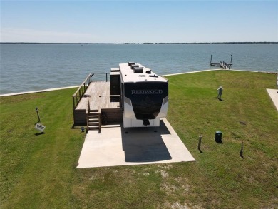 Lake Lot For Sale in Kerens, Texas