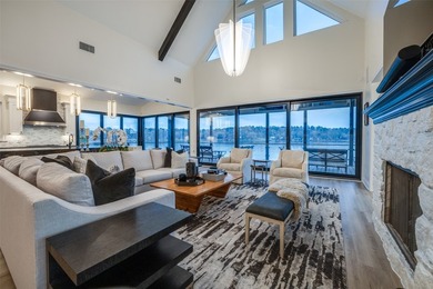 STUNNING & BEAUTIFULLY UPDATED multi-generational property HAS - photo 7
