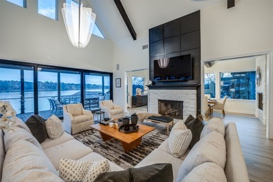 STUNNING & BEAUTIFULLY UPDATED multi-generational property HAS - photo 8