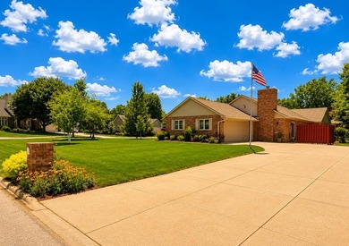 Quality-built brick ranch in desirable River Forest Estates! - photo 3