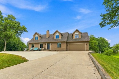Move-in ready and beautifully updated, this exceptional Rolling - photo 4