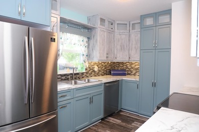 Located in desirable Indian River Estates, this well-maintained - photo 7