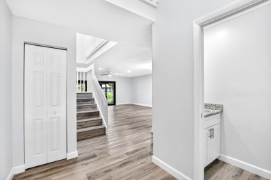 Lake Townhome/Townhouse For Sale in Coconut Creek, Florida