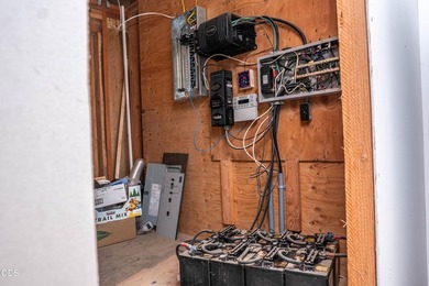 Remote, private, and surrounded by nature, this off-grid hunting - photo 20