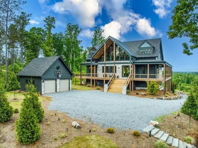 Welcome to Oakwood Estates, a bespoke mountain estate where - photo 2