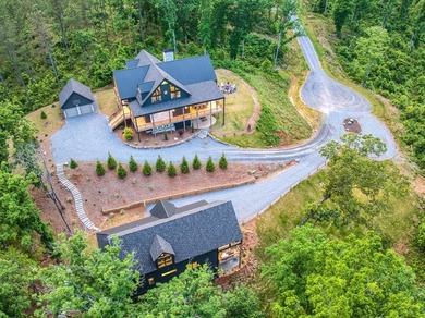 Welcome to Oakwood Estates, a bespoke mountain estate where - photo 3