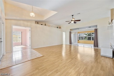 Welcome to this beautifully maintained 3-bedroom + den, 2-bath - photo 9
