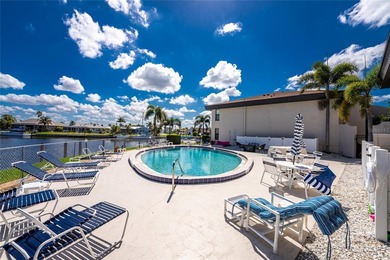 Welcome to waterfront living in the highly desirable community - photo 41