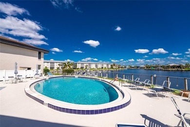Welcome to waterfront living in the highly desirable community - photo 44