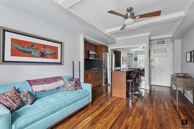 This thoughtfully renovated one-bedroom home captures the best - photo 4