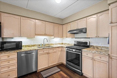 GOLF COUSE VIEWS - METICULOUSLY MAINTAINED - CREEKSIDE Welcome - photo 11