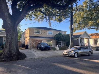Lake Pontchartrain Townhome/Townhouse For Sale in New Orleans Louisiana