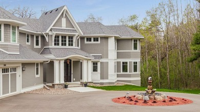 A remarkable Charles Cudd masterpiece set on 10 wooded acres in - photo 12