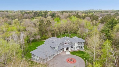 A remarkable Charles Cudd masterpiece set on 10 wooded acres in - photo 14