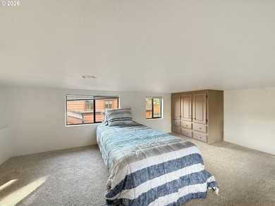 Fully refurbished River Cottage in the quiet Chetco River Resort - photo 15