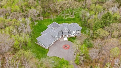 A remarkable Charles Cudd masterpiece set on 10 wooded acres in - photo 16