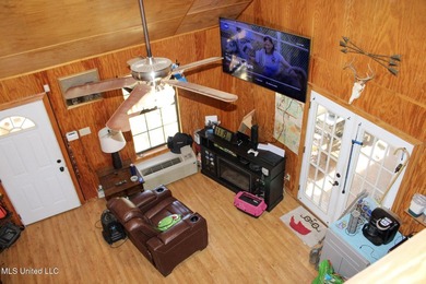 MULTI HOME PROPERTY! Welcome to your outdoorsman's paradise -- - photo 17