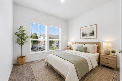 Beautifully maintained 3-bedroom, 3 bath townhome offering a - photo 19