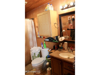 MULTI HOME PROPERTY! Welcome to your outdoorsman's paradise -- - photo 20