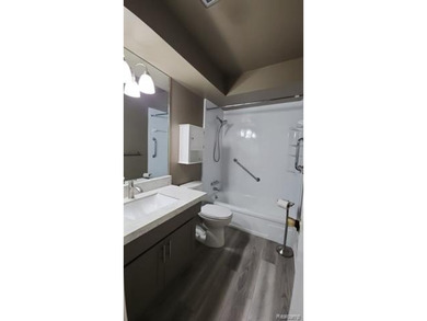 2-bedroom condo is nestled in a quiet neighborhood. The exterior - photo 20