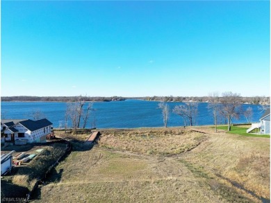 Lake Lot For Sale in Annandale, Minnesota