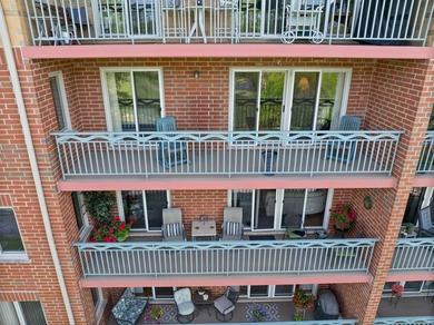 GOLF COUSE VIEWS - METICULOUSLY MAINTAINED - CREEKSIDE Welcome - photo 25