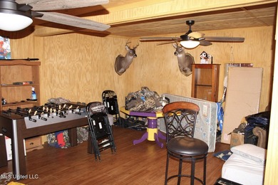 MULTI HOME PROPERTY! Welcome to your outdoorsman's paradise -- - photo 26