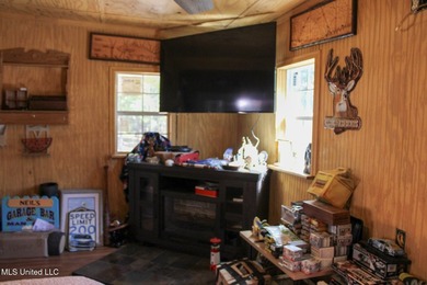 MULTI HOME PROPERTY! Welcome to your outdoorsman's paradise -- - photo 27
