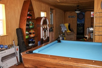MULTI HOME PROPERTY! Welcome to your outdoorsman's paradise -- - photo 28