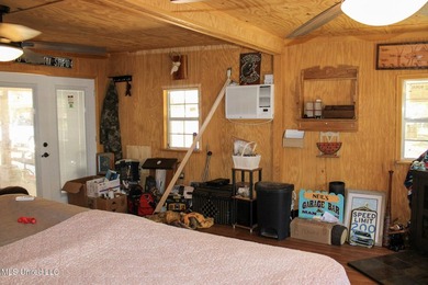 MULTI HOME PROPERTY! Welcome to your outdoorsman's paradise -- - photo 29