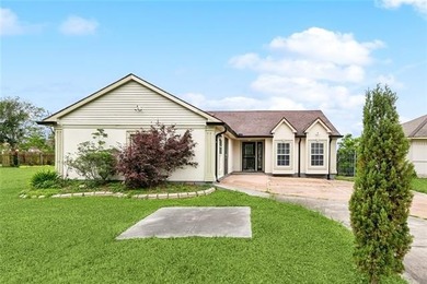 Lake Pontchartrain Home For Sale in New Orleans Louisiana