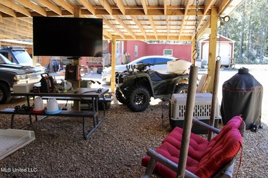 MULTI HOME PROPERTY! Welcome to your outdoorsman's paradise -- - photo 37
