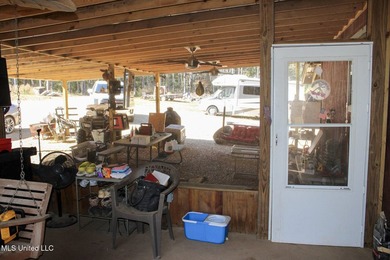 MULTI HOME PROPERTY! Welcome to your outdoorsman's paradise -- - photo 40