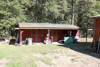 MULTI HOME PROPERTY! Welcome to your outdoorsman's paradise -- - photo 41