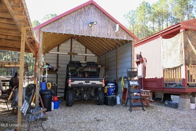 MULTI HOME PROPERTY! Welcome to your outdoorsman's paradise -- - photo 44