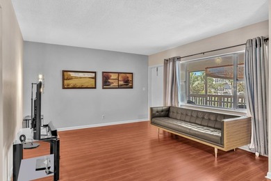 Ideally located in the heart of Boca Raton, 100 Royal Palm Way - photo 4