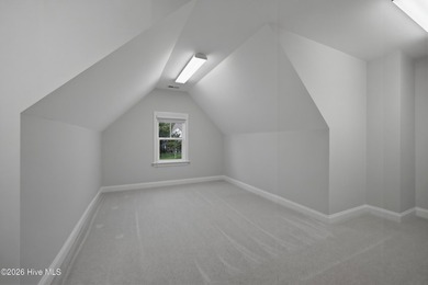Welcome to 275 Mimosa Drive, where comfort, convenience, and - photo 45