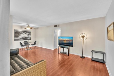 Ideally located in the heart of Boca Raton, 100 Royal Palm Way - photo 6