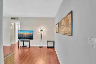 Ideally located in the heart of Boca Raton, 100 Royal Palm Way - photo 9