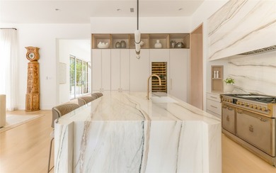 This private architectural retreat is designed for those who - photo 8