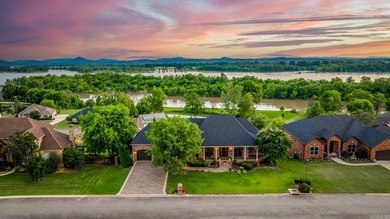 This exceptional custom-built home showcases timeless - photo 2